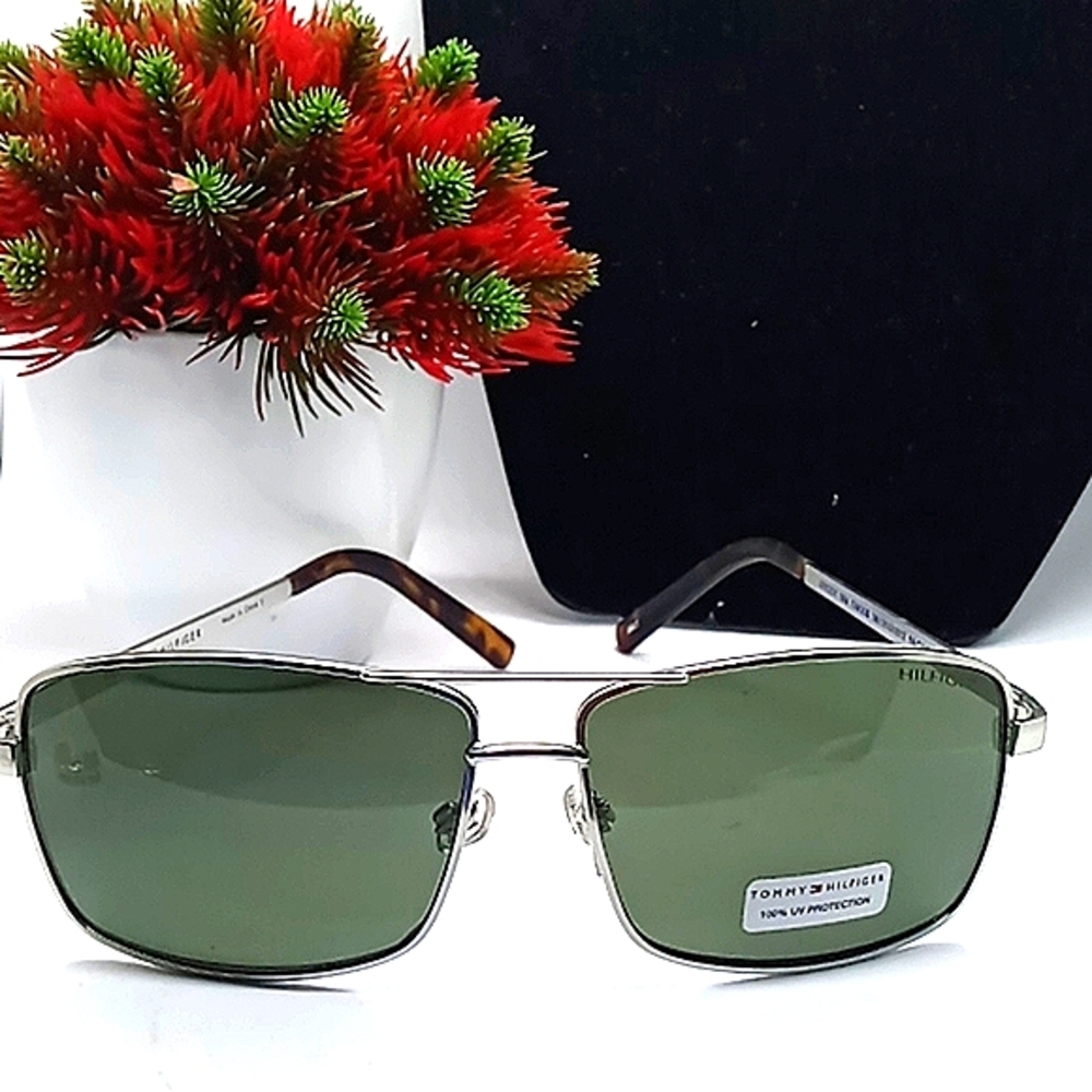 Tommy Hilfiger Sunglasses